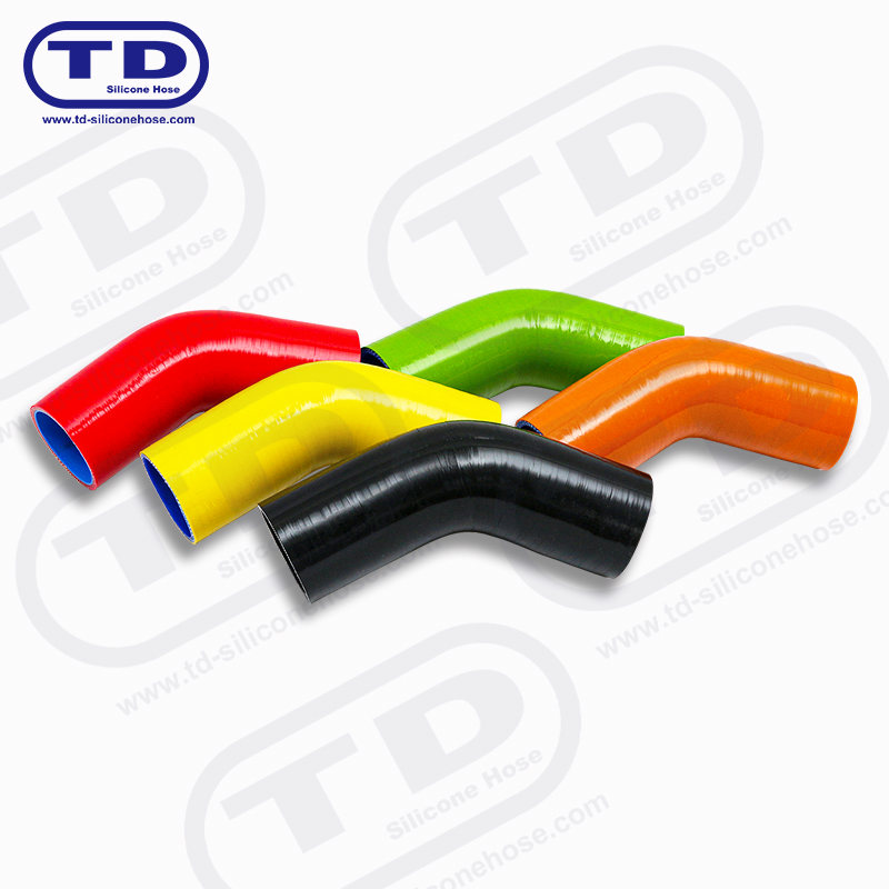 Tubo a gomito in silicone 45 °