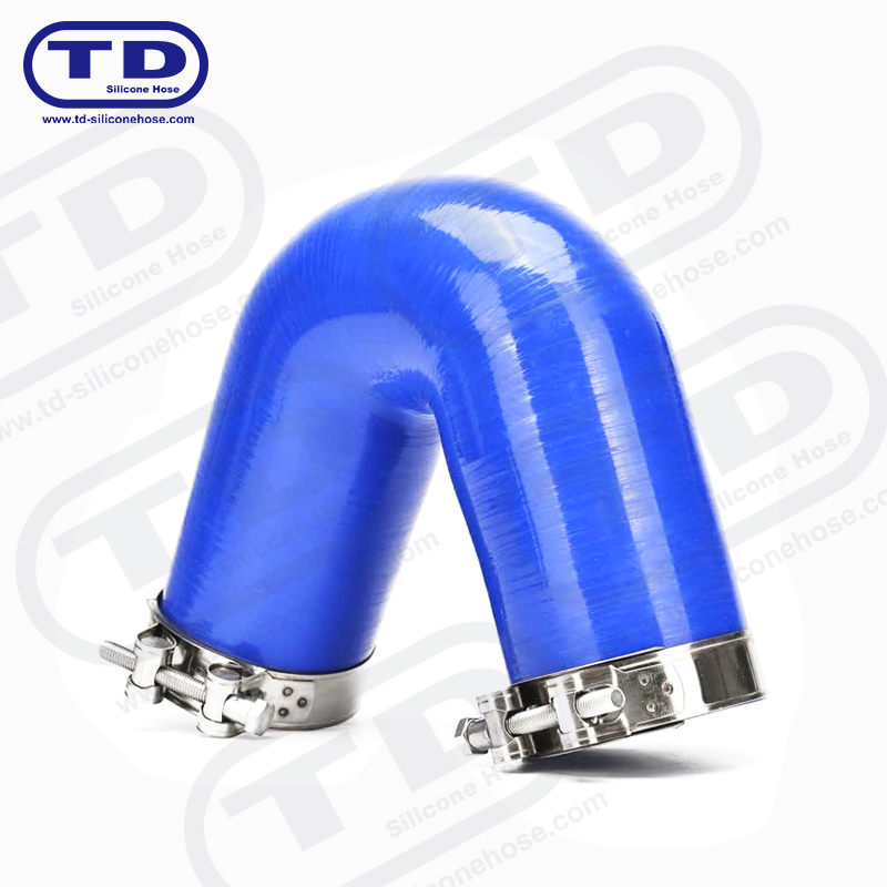 Tubo a gomito in silicone 135 °