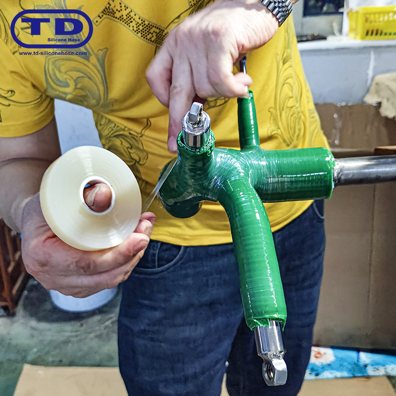 Tubo di silicone per il sistema di celle a idrogeno e combustibile