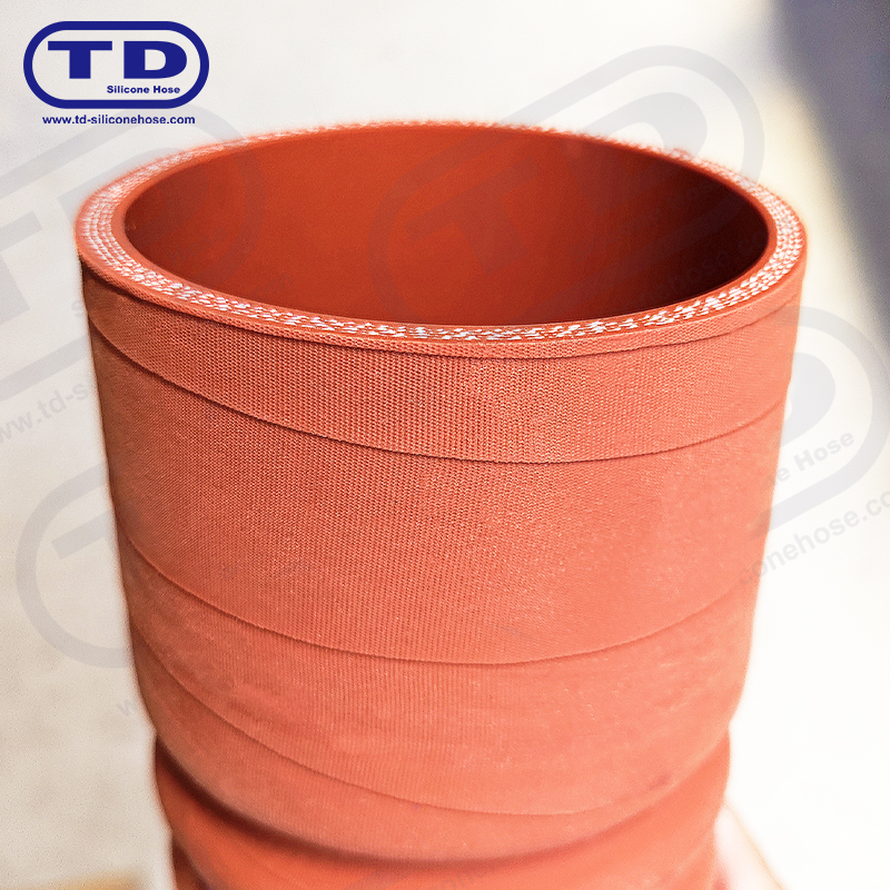 Tubo di silicone di superficie opaca